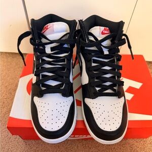 Nike Dunk High Women’s ‘Black White’ High-Top Sneakers